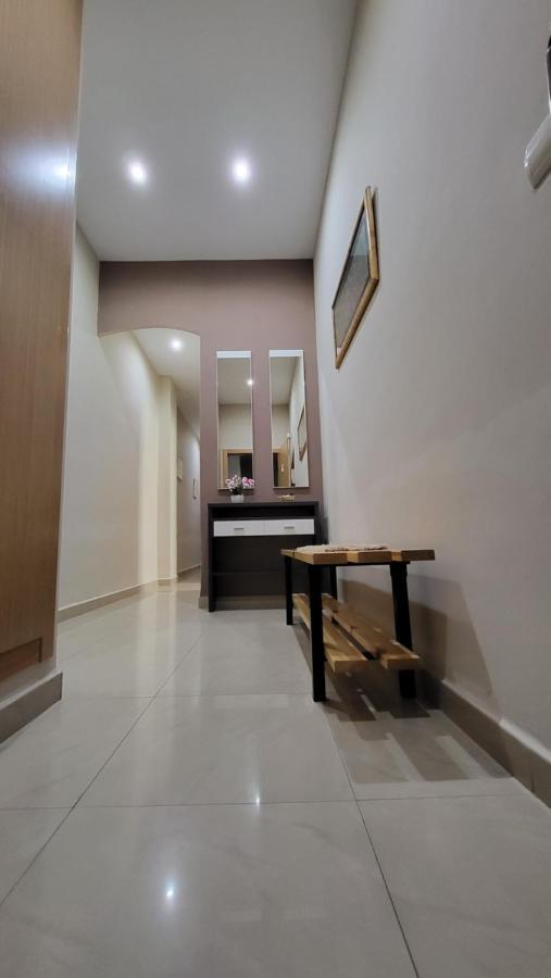 Sela Home Y Garaje, Algemesi Home Luaran gambar