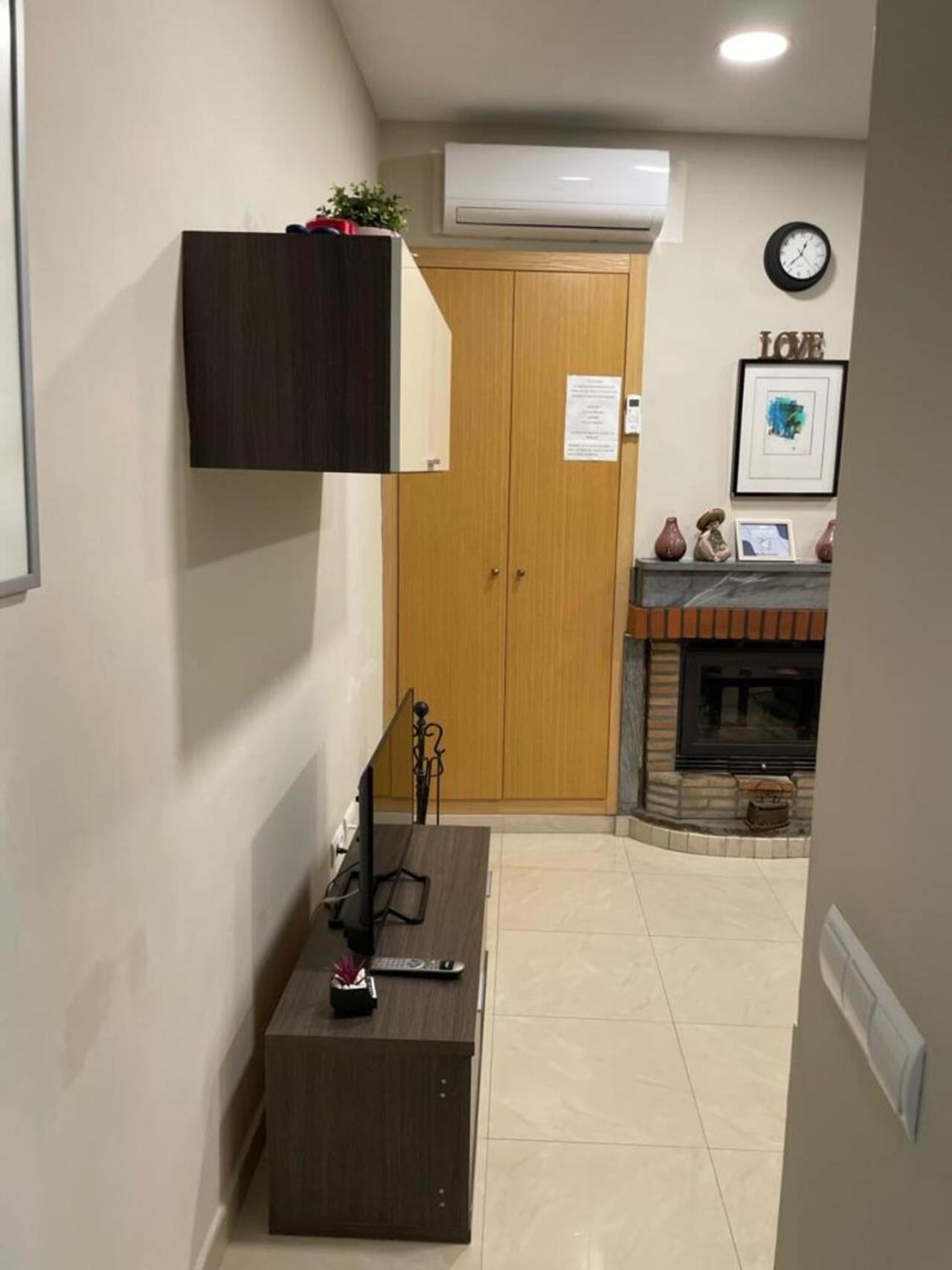 Sela Home Y Garaje, Algemesi Home Luaran gambar