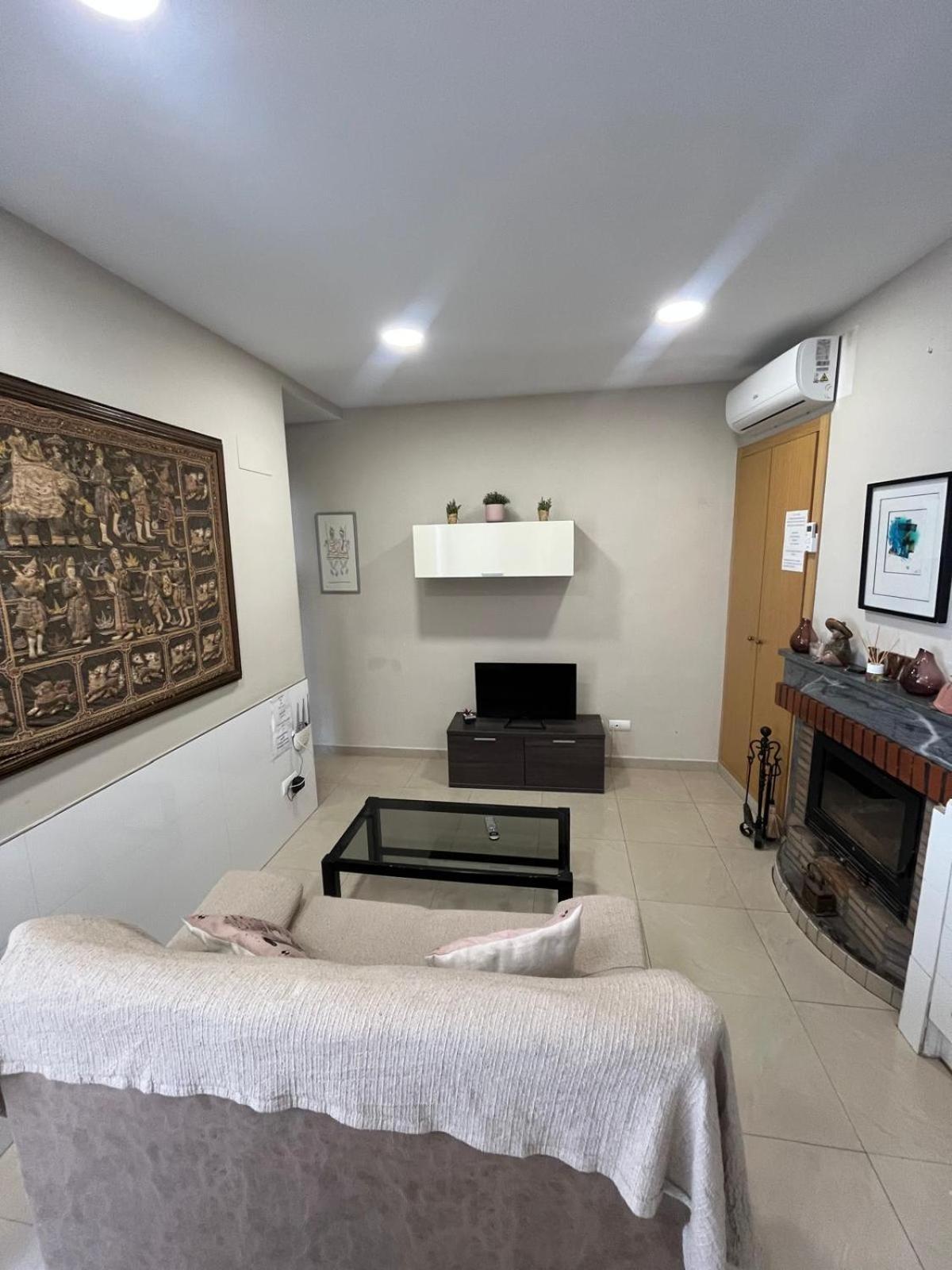 Sela Home Y Garaje, Algemesi Home Luaran gambar
